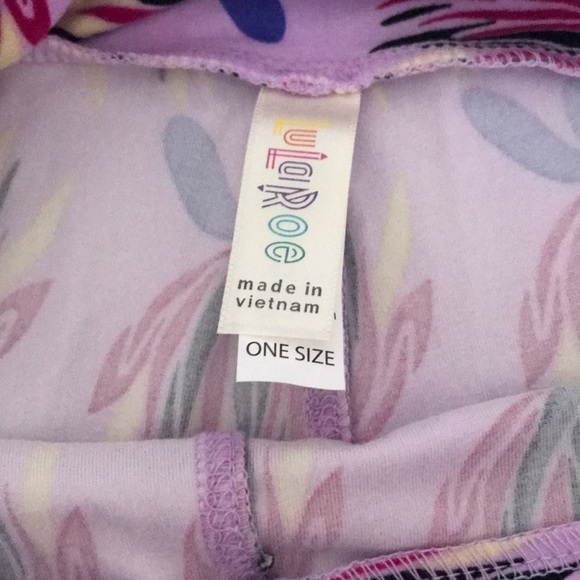 Lularoe OS Leggings - Picture 2 of 3